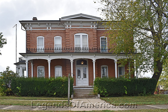 Vandalia, IL - Building