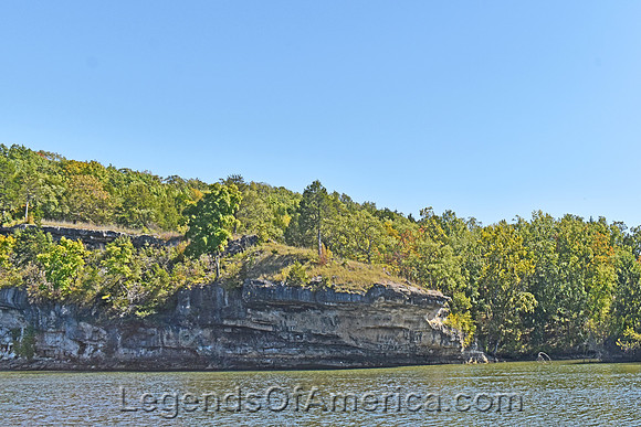 WarsawMO-LakeoftheOzarks-Cliff