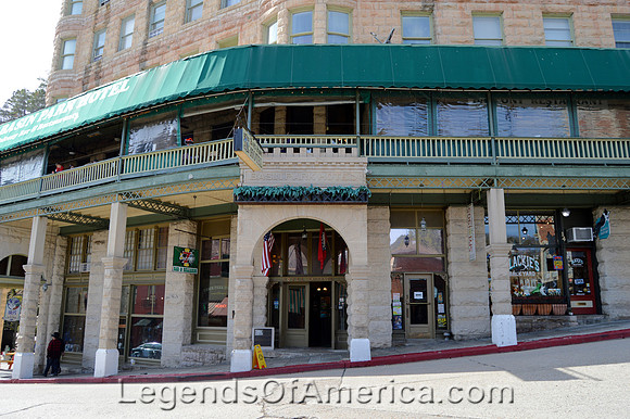 Eureka Springs, AR - Basin Park Hotel