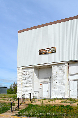 Zenda, KS - Building