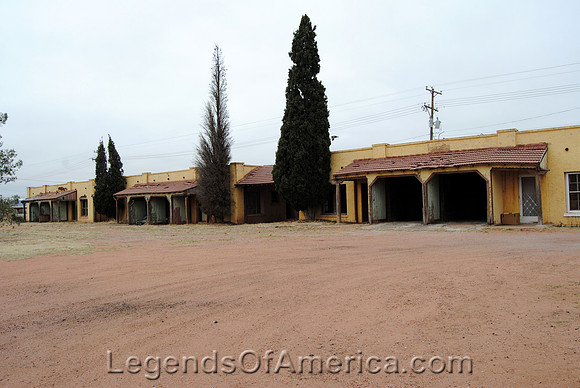 Van Horn, TX - Auto Court