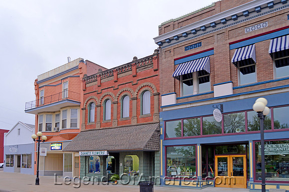 Iola, KS - Business Buildings - 5
