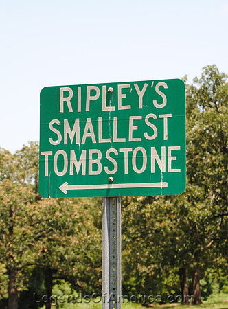 Butler, MO - Smallest Tombstone