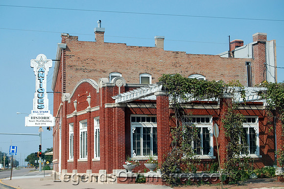 Ellinwood, KS - Antiques