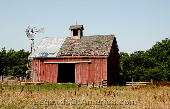 Linn County, KS - Barn