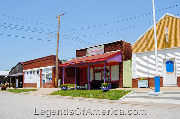 Pomona, KS - Main Street Buildings