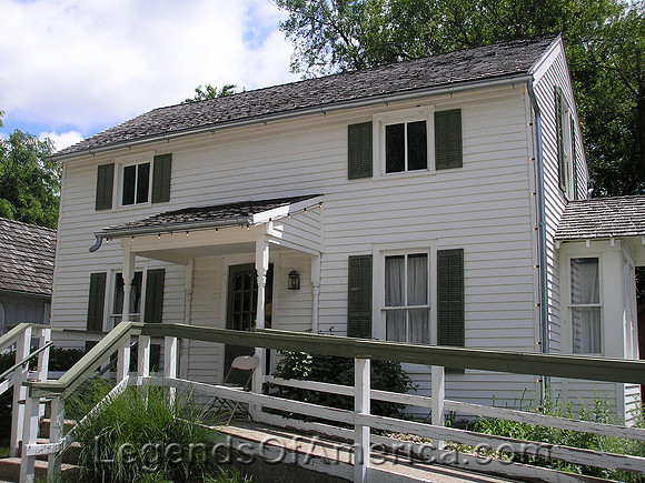 Shawnee, KS - Old Town House