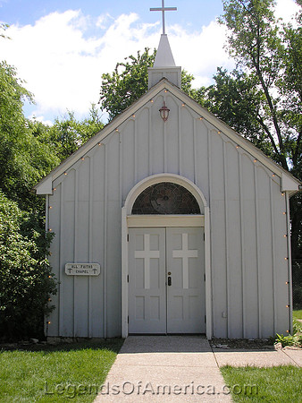 Shawnee, KS - Old Town Church