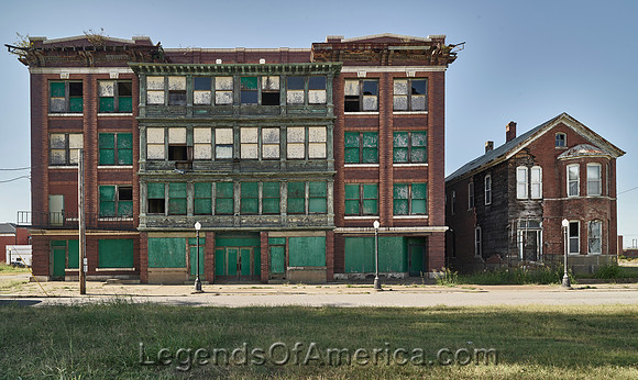 Cairo, IL - Buildings