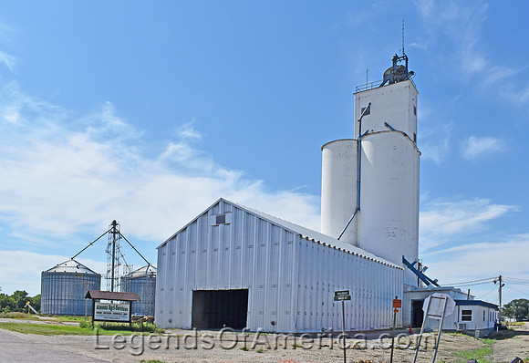 Almena, KS - Agriculture Buildings