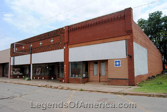 Carmen, OK - Buildings