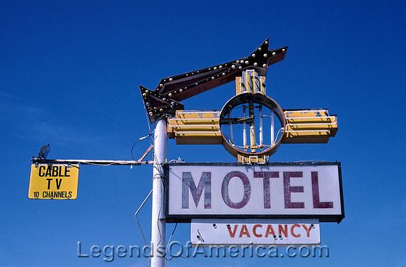 Grants, NM - Old Motel Sign, 2003