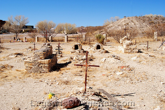 LajitasCemetery2