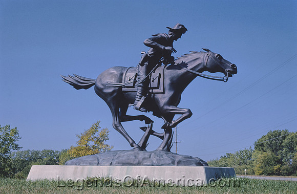 Marysville, KS - Pony Express Statue - 2