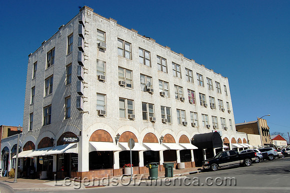Uvalde, TX - Kincaid Hotel