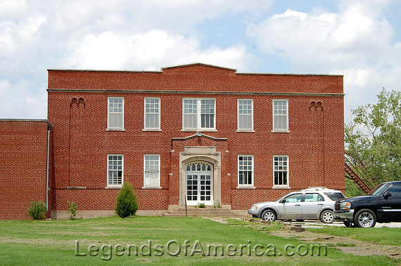 Levasy, MO - Old School