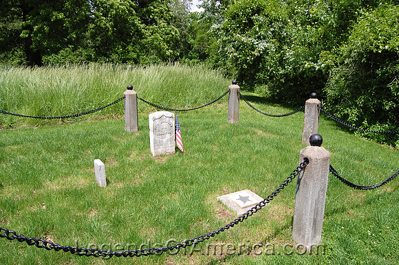Lexington, MO - Civil War Battlefield Graves