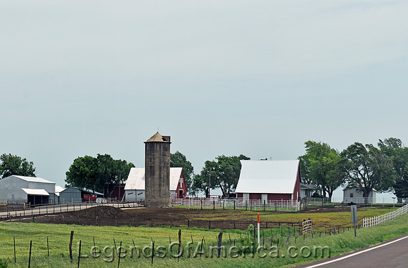 Elmo, KS - Farm