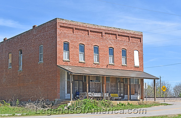 Phillipsburg, MO - Old Store