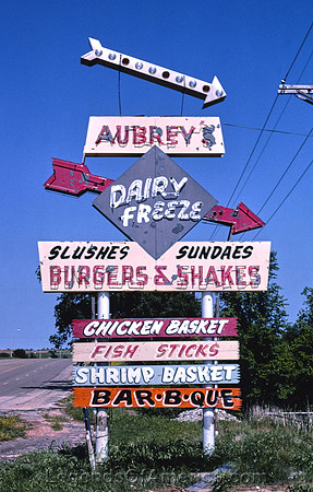 Shamrock, TX - Aubrey's Sign, 1982