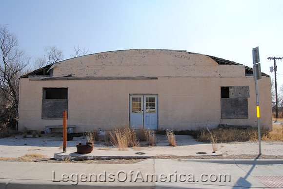 Sheffield, TX - Building
