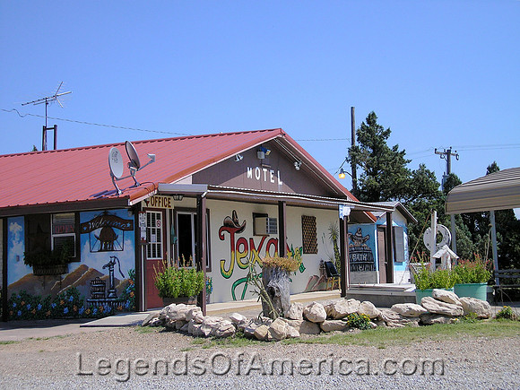 Alanreed, TX - Old Motel