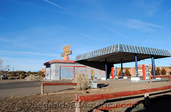 Houck, AZ - Old Gas Station