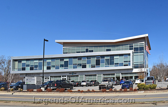 Shawnee, KS - Business Building