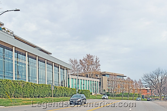 Fairway, KS - Shawnee Mission Parkway