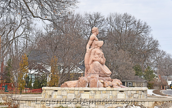 Prairie Village, KS - Madonna of the Trail