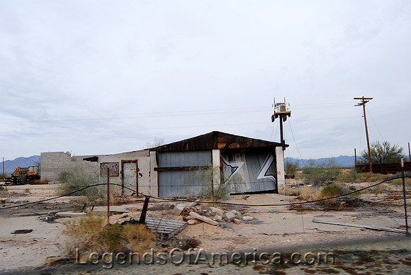 Yucca, AZ - Old Garage