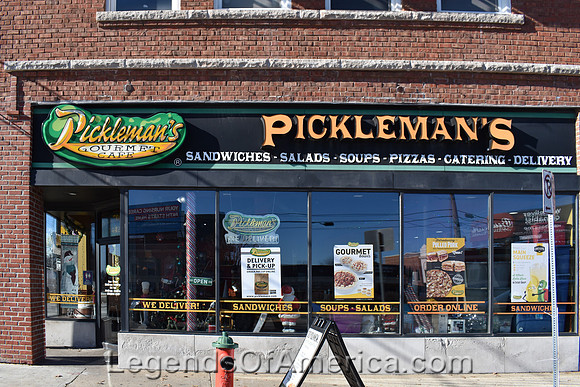 Kansas City, MO - Waldo Picklemans