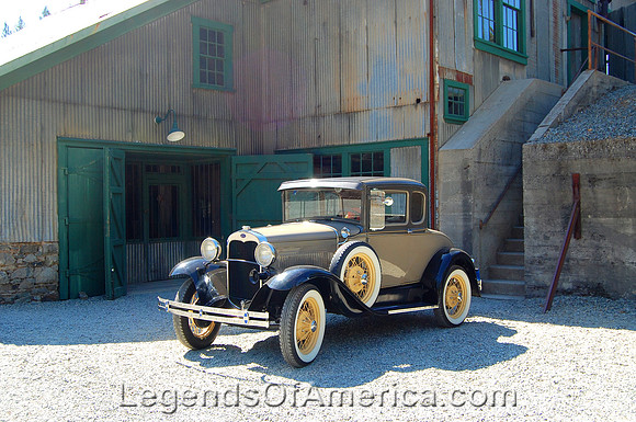 Grass Valley, CA - Empire Mine Old Car
