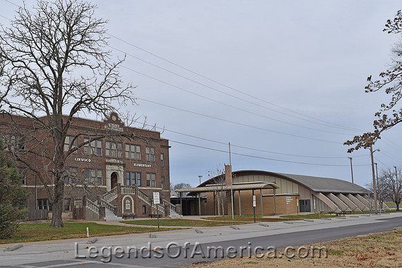 Linnwood, KS - Elementary School