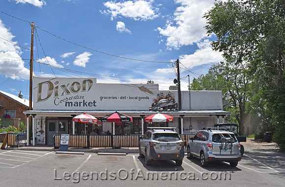 Dixon, NM - Market