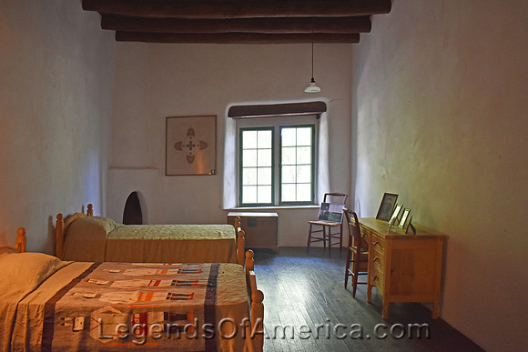 Alcalde, NM - Los Luceros Main House Bed Room