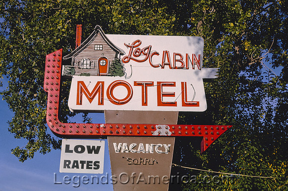 Montrose, CO - Log Cabin Motel Sign