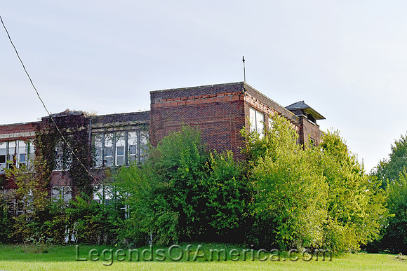 South Salon, OH - Old School