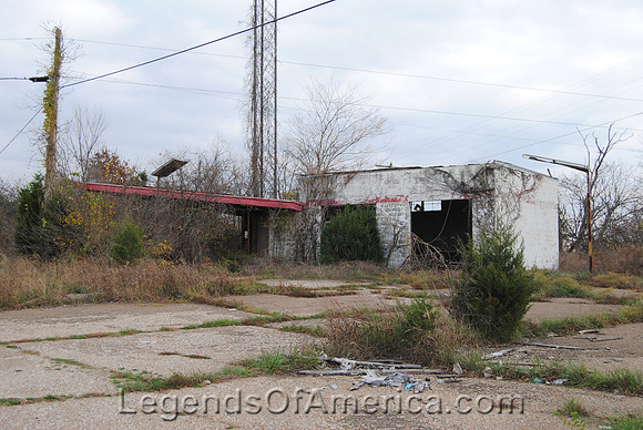 Gascozark, MO - Old Gas Station