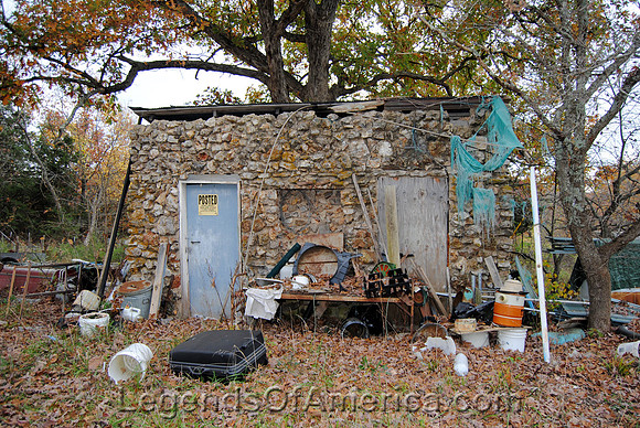 Gasgozark, MO - Old Tourist Court Stone Building