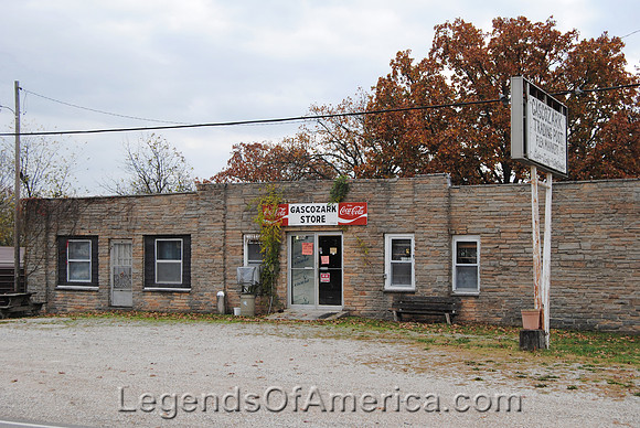 Gascozark, MO - Store