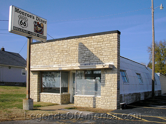 Pacific, MO - Monroe's Diner