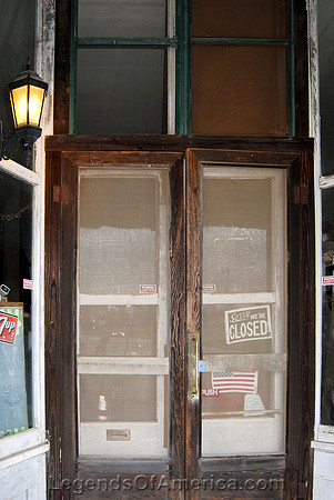 Phillipsburg, MO - General Store Doors