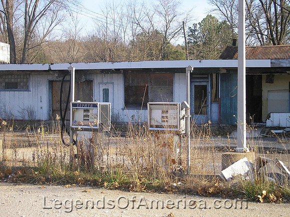 Villa Ridge, MO - Zephyr Station - 2