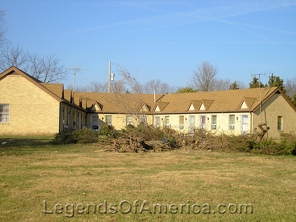 Villa Ridge, MO - Sunset Motel