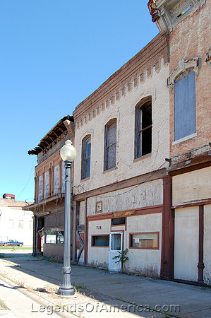 Cairo, IL - Commercial Avenue Buildings