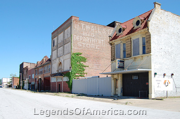 Cairo, IL - Commercial Avenue Buildings
