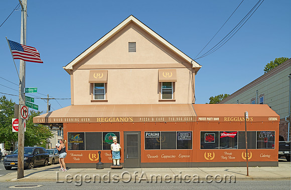 StatenIslandNYReggiano's PizzeriaCarolHighsmith2018
