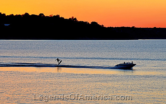 Tuttle Creek Lake - Wake Boarder