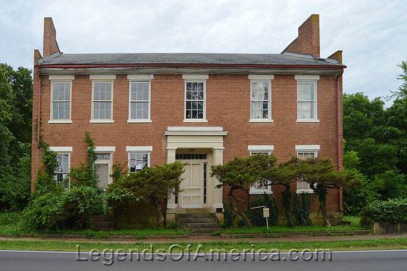 Caledonia, MO - Thompson House